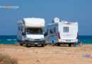 De gemeente Denia sluit deel Les Rotes strand af om campers te weren